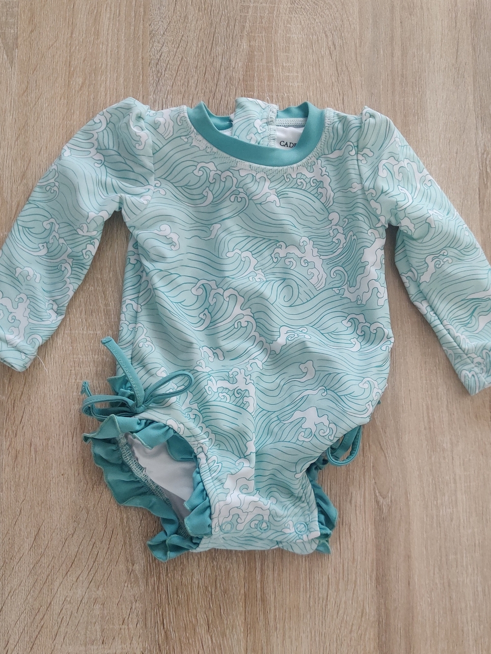 Caden Lane Seafoam and White Wave-Print Baby Swimsuit Size 3-6o